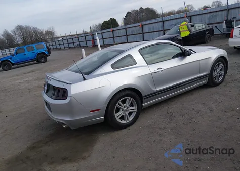 2013 Ford Mustang V6 z USA, uszkodzony, nr VIN 1ZVBP8AM0D5283543